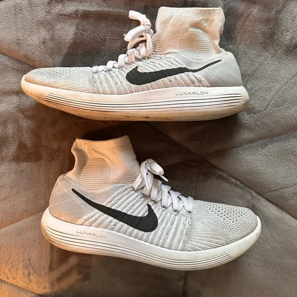 nike lunarlon skate shoes